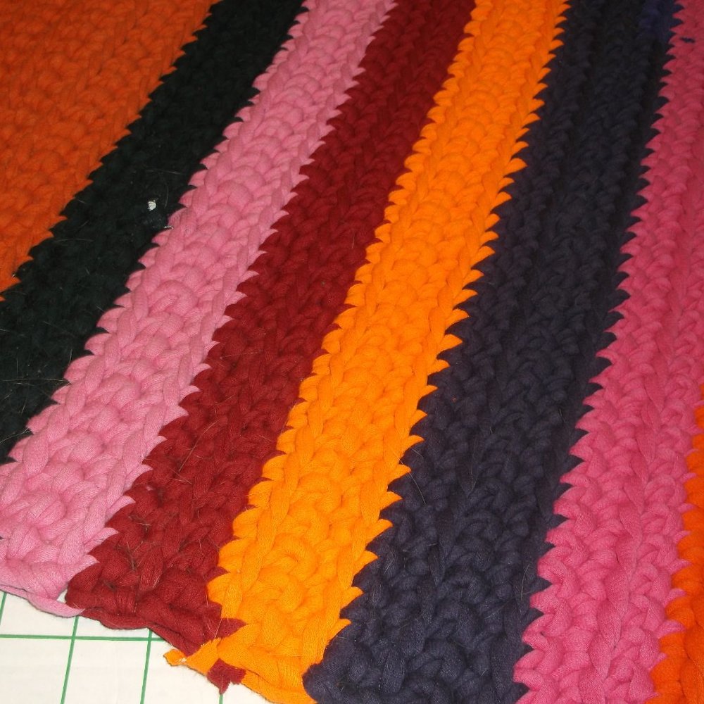 Pink Orange Maroon T-shirt Yarn Throw Rug M Upcycl - Picture 3 of 6
